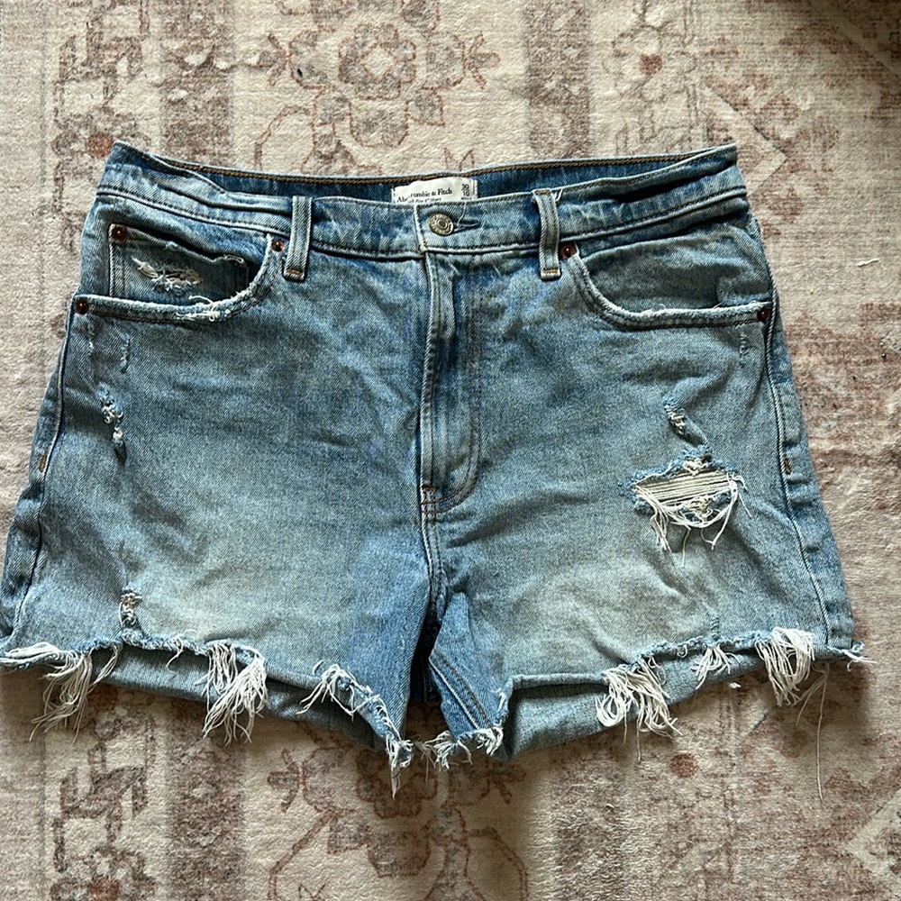 Abercrombie & Fitch High Rise 4inch Short